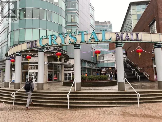 1010 4500 KINGSWAY, Burnaby, British Columbia V5H2A9