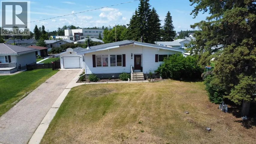 14 Virginia Avenue, Whitecourt, Alberta T7S1H2