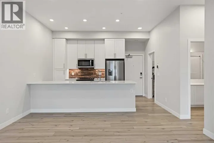 423, 255 Les Jardins Park SE, Calgary, Alberta T2C5W9