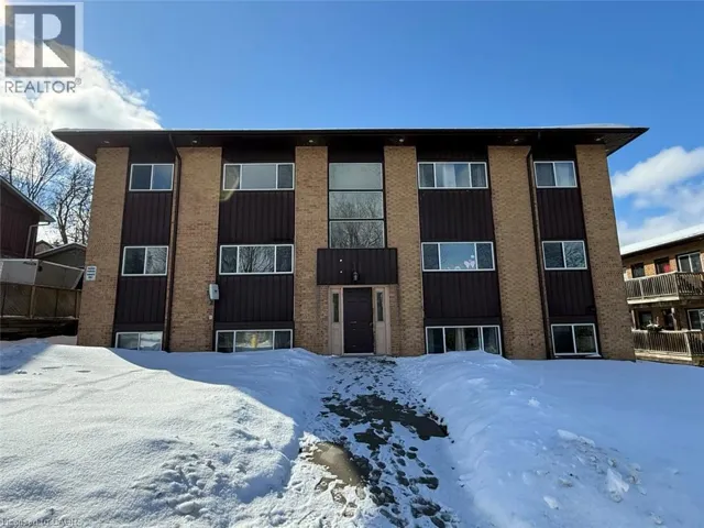 10 HUNGERFORD Road Unit# 5, Cambridge, Ontario N3C2P5
