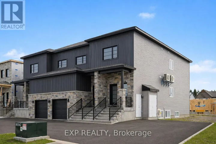 440 FALCON LANE, Russell, Ontario K4R0M5