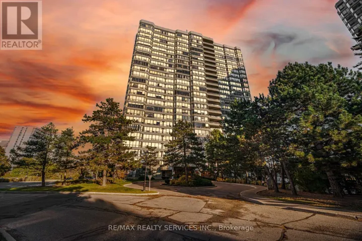 1502 - 22 HANOVER ROAD, Brampton (Queen Street Corridor), Ontario L6S5K7
