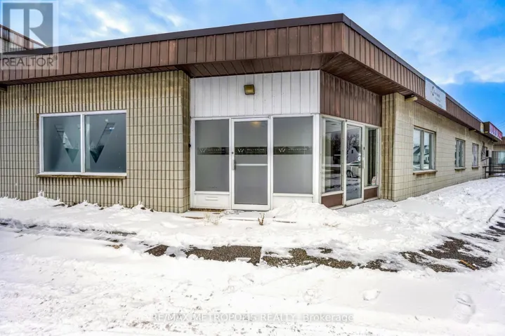 B - 373 VIDAL STREET S, Sarnia, Ontario N7T2V3