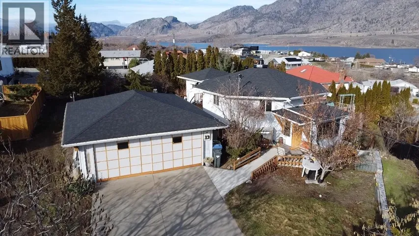 13 MCINTOSH Court, Osoyoos, British Columbia V0H1V2