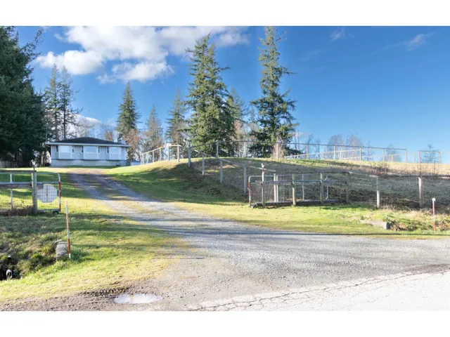 1405 227 STREET, Langley, British Columbia V2Z1K6