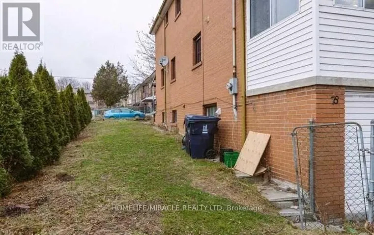 78 WALPOLE AVENUE E, Toronto (Greenwood-Coxwell), Ontario M4L2J1