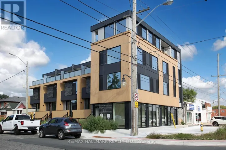 2 OWEN DRIVE, Toronto (Alderwood), Ontario M8W1W7