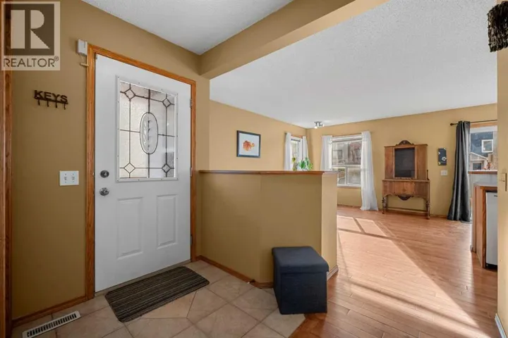 132 Bow Ridge Drive, Cochrane, Alberta T4C1V8