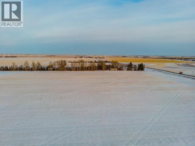 W4R26T25S16QSE Range Road 264, Rural Wheatland County, Alberta T0J0Y0