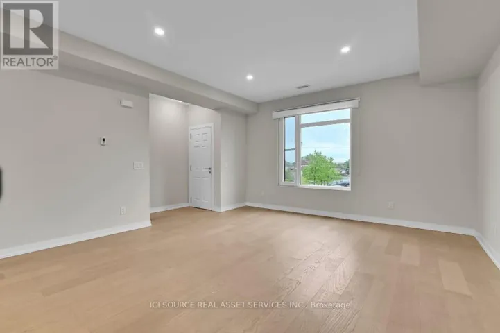 368 RHONDA STEWART PRIVATE, Ottawa, Ontario K2S2Y8