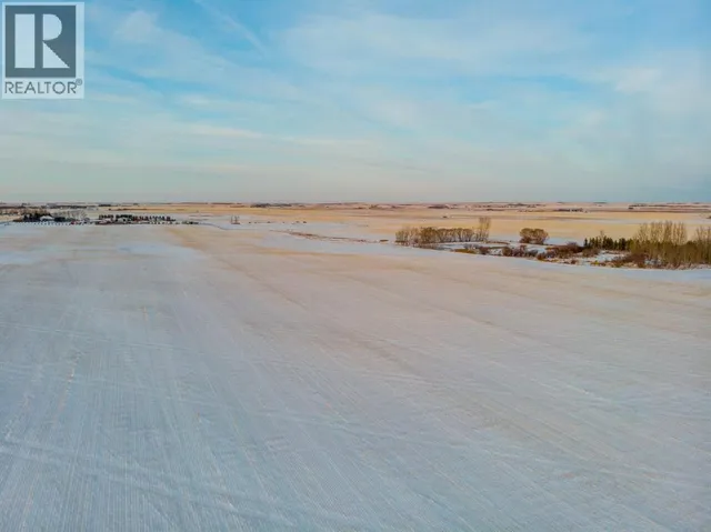 W4R26T25S16QNE Range Road 264 Range, Rural Wheatland County, Alberta T0J0Y0