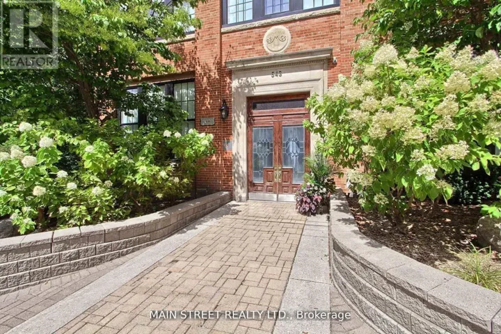 318 - 543 TIMOTHY STREET, Newmarket (Central Newmarket), Ontario L3Y1R1