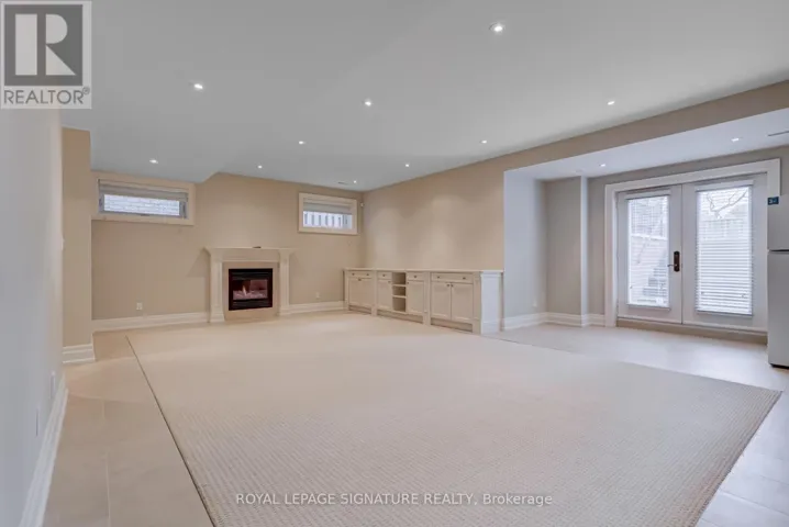 132 CAMERON AVENUE, Toronto (Lansing-Westgate), Ontario M2N7E2