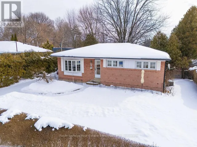557 STONECLIFFE ROAD, Oakville (WO West), Ontario L6L4N8