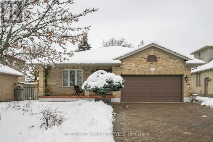 9 TOOHEY LANE, London North (North A), Ontario N6G4Y2