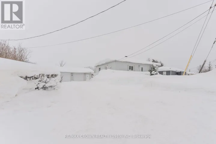 16 LASALLE AVENUE, Kapuskasing, Ontario P5N2R7