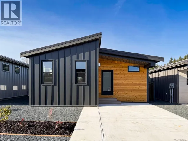2 3025 Royston Rd, Cumberland, British Columbia V0R1S0