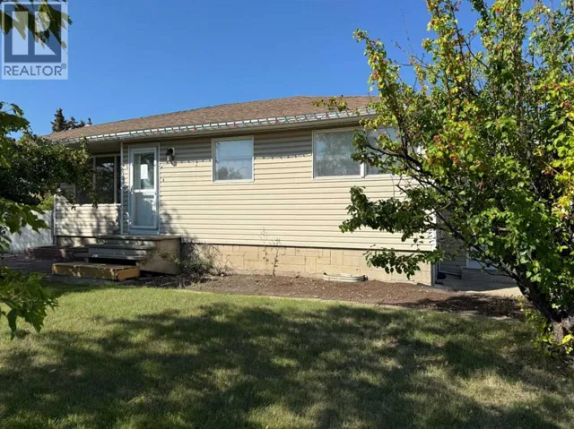 9204 100 Street, Grande Prairie, Alberta T8V2K7