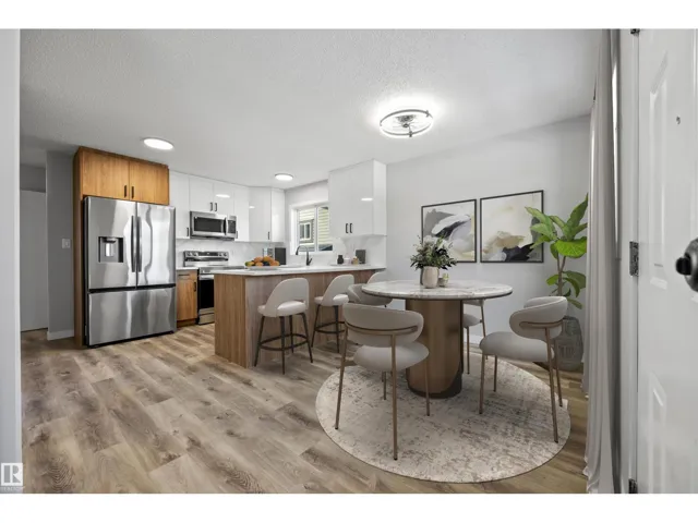 16924 95 ST NW, Edmonton, Alberta T5T1Z1