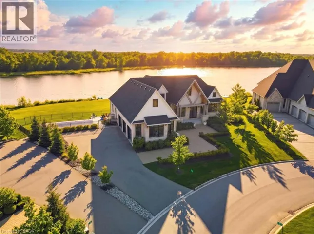 129 HERITAGE LAKE Drive, Puslinch, Ontario N0B2J0