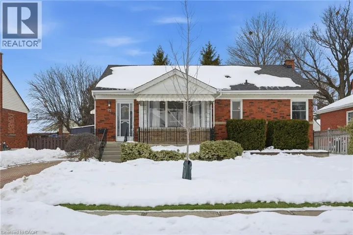 15 MULOCK Avenue, Hamilton, Ontario L8T1H4