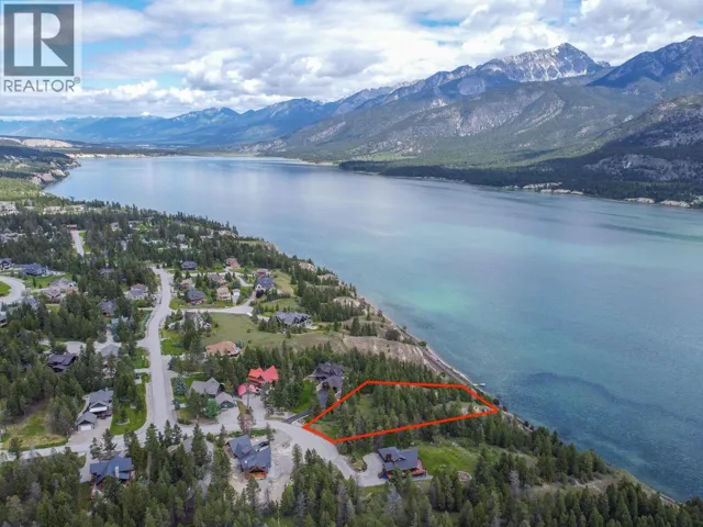 LOT A FIR Bay, Fairmont Hot Springs, British Columbia V0B1L2