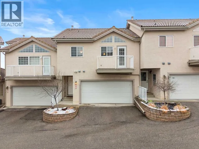 702 Patterson View SW, Calgary, Alberta T3H3J9