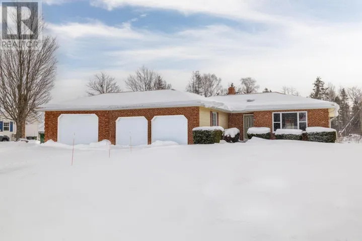 4 Cudmore Lane, Brackley, Prince Edward Island C1E2P8
