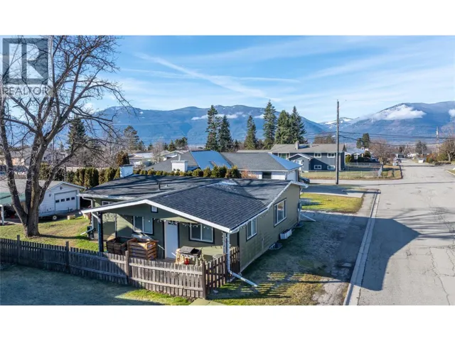 1407 Birch Street, Creston, British Columbia V0B1G3