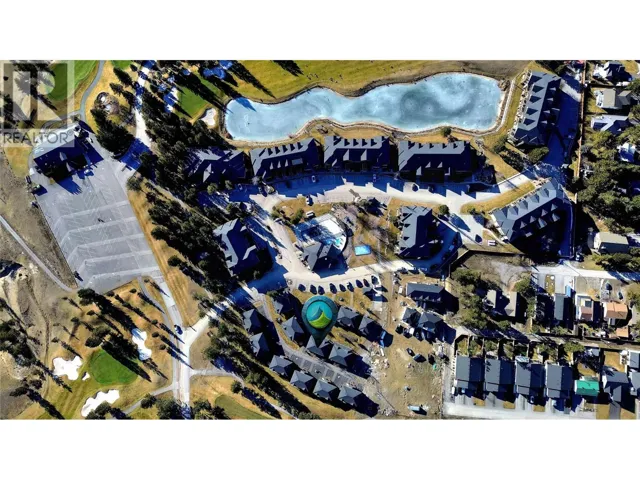 900 Bighorn Boulevard Unit# 919, Radium Hot Springs, British Columbia V0A1M0