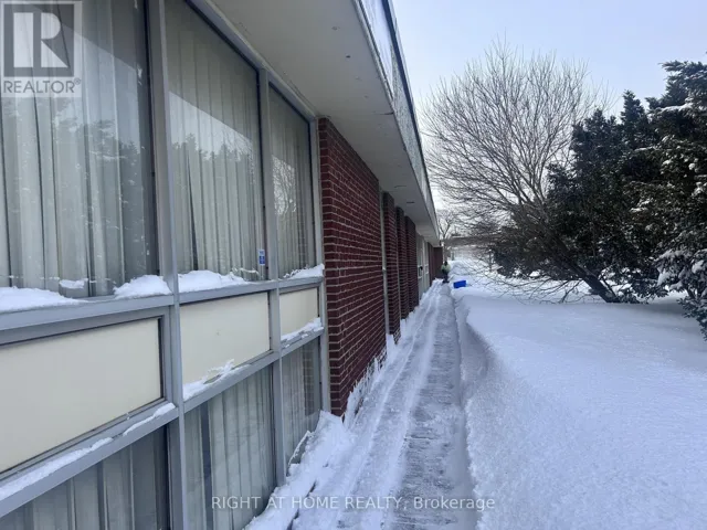 27 ESTATE DRIVE, Toronto (Woburn), Ontario M1H2Z2