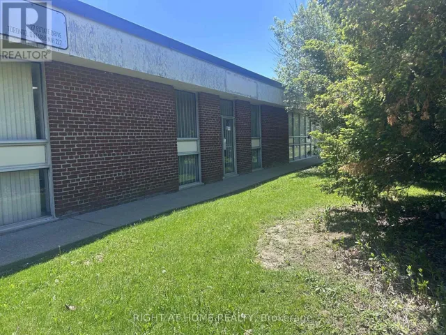 27 ESTATE DRIVE, Toronto (Woburn), Ontario M1H2Z2