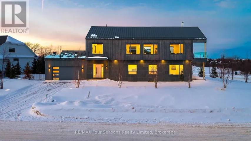 126 COURCHEVEL CRESCENT, Blue Mountains, Ontario L9Y0Z8