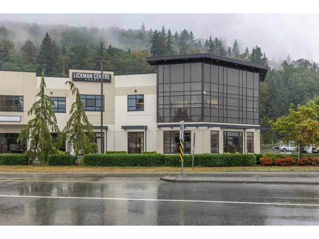 105 43995 PROGRESS WAY, West Chilliwack, Chilliwack, British Columbia V2R0E6