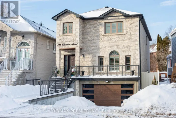 128 CLARENCE STREET, Vaughan (West Woodbridge), Ontario L4L1L3