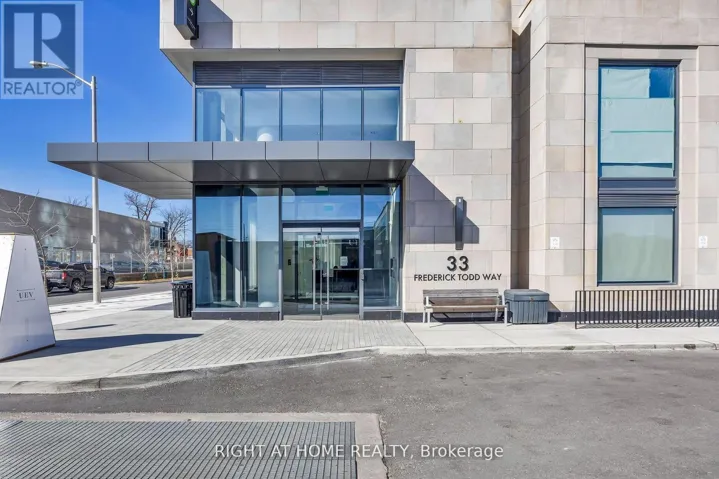 812 - 33 FREDERICK TODD WAY, Toronto (Thorncliffe Park), Ontario M4G0C9