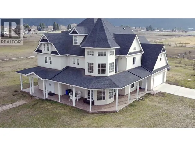 670 Cameron Avenue, Grand Forks, British Columbia V0H1H4