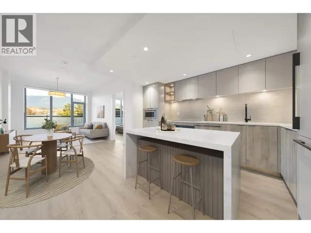307 755 HARBOURSIDE DRIVE, West Vancouver, British Columbia V7P0G1