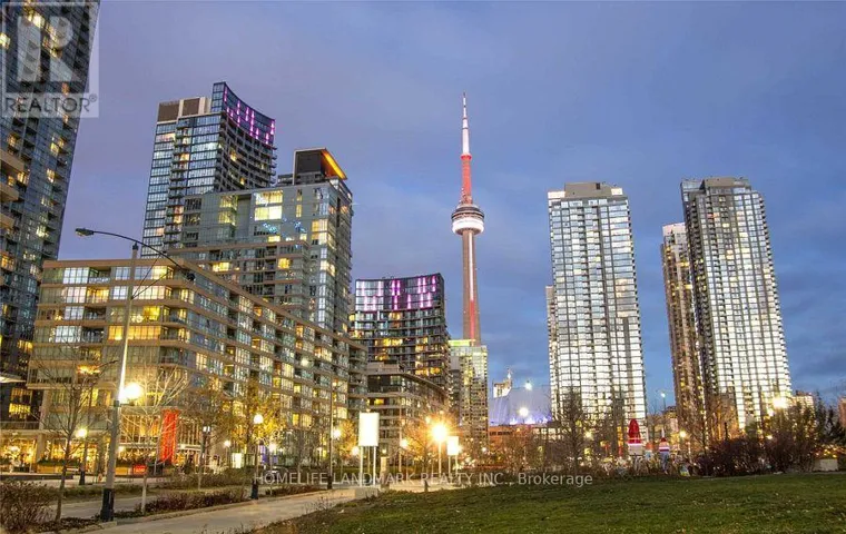 G17 - 26 CAPREOL COURT, Toronto (Waterfront Communities), Ontario M5V4A3