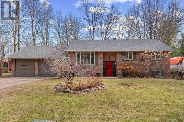 1486 WILSON ROAD, Laurentian Valley, Ontario K8A6W4