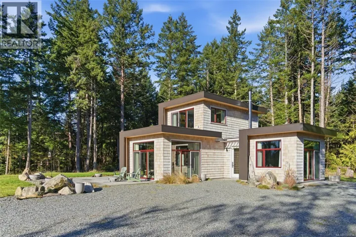 1805 Stalker Rd, Gabriola Island, British Columbia V0R1X7