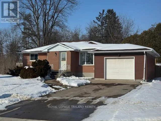 154 ROSS AVENUE, Thames Centre (Dorchester), Ontario N0L1G1