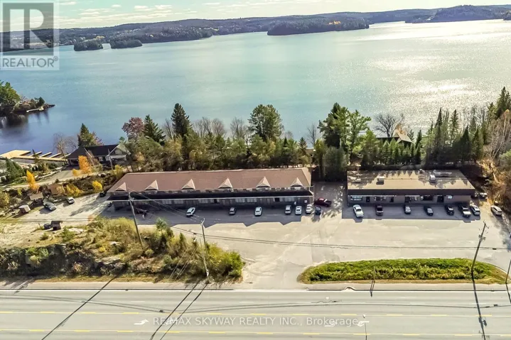 233 HIGHWAY 60, Huntsville (Chaffey), Ontario P1H1C2
