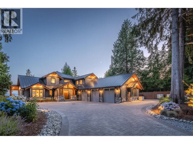 7891 REDROOFFS ROAD, Halfmoon Bay, British Columbia V7Z1A4