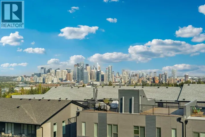 228 Sovereign Common SW, Calgary, Alberta T3C3Y3