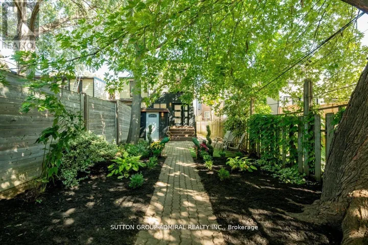 BSMT - 70 CARLAW AVENUE, Toronto (South Riverdale), Ontario M4M2R7