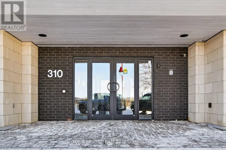 204 - 310 CENTRUM BOULEVARD, Ottawa, Ontario K1E0A3