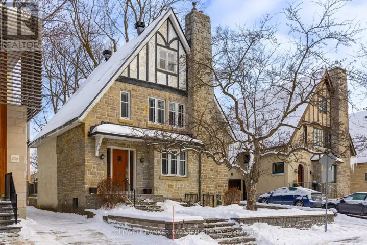 211 B MELROSE AVENUE, Ottawa, Ontario K1Y1V3