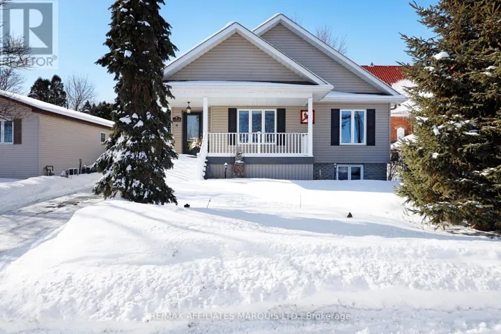 6 HEAD STREET, South Glengarry, Ontario K0C1N0