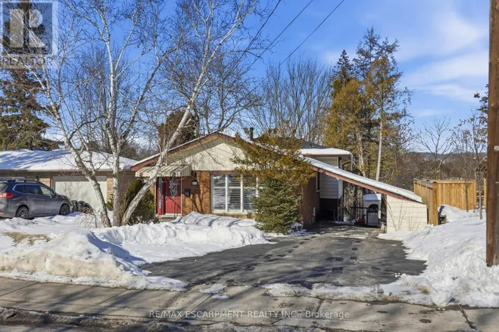 172 OLD ANCASTER ROAD, Hamilton (Dundas), Ontario L9H3R4